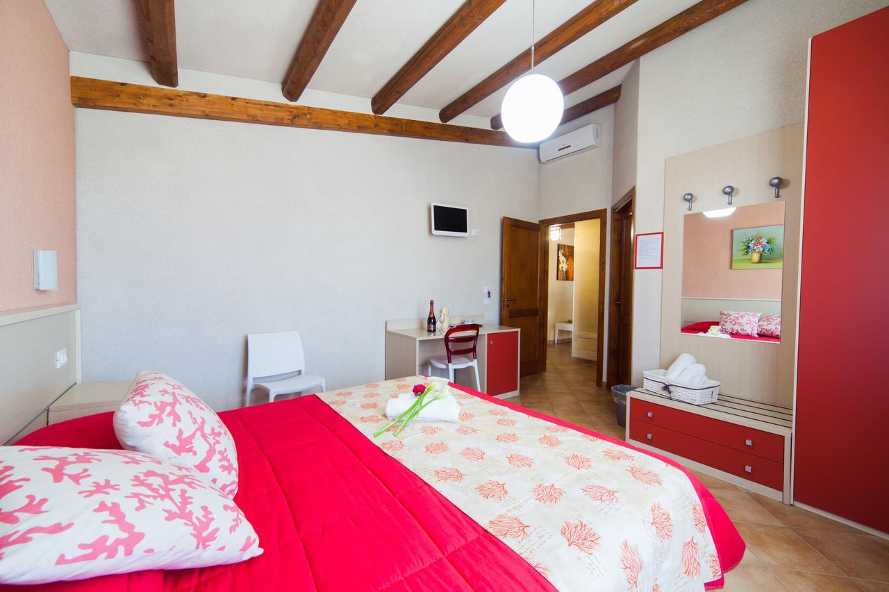 I Giardini Di Elencosta Bed & Breakfast Rilievo Exterior photo